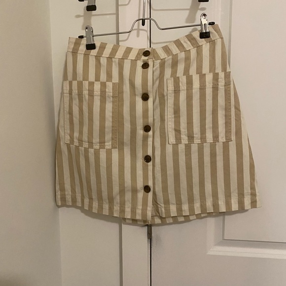 Old Navy Button Front Striped Skirt - Picture 2 of 4